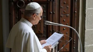 El papa León XIV instó a priorizar la paz tras la cumbre entre Trump y Putin imagen-1