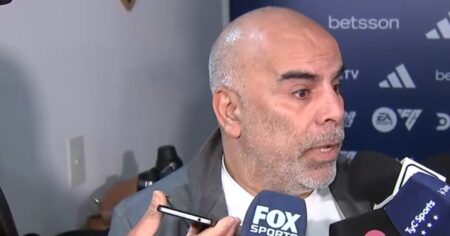 El sentido discurso de Chicho Serna tras su renuncia a Boca: "Es un momento muy muy difícil" imagen-15