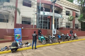 Cayeron dos sospechosos por robo de motos en Iguazú: incautaron vehículos, motopartes y herramientas imagen-70