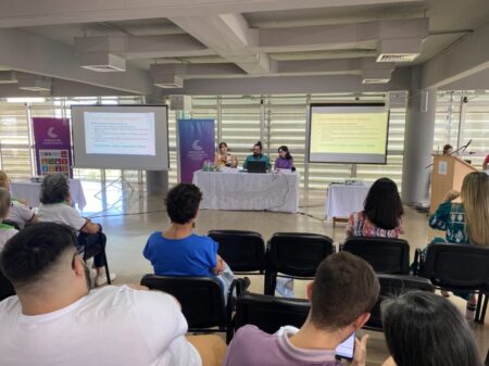 PARQUE DEL CONOCIMIENTO: “JORNADAS BIBLIOTECOLÓGICAS 2025”, LECTURA, INTELIGENCIA ARTIFICIAL Y EL ROL DE LAS BIBLIOTECAS EN DEBATE imagen-76