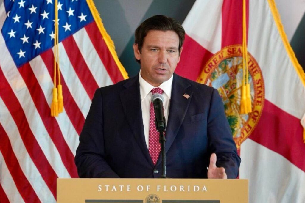 DeSantis no cede en Florida: tras la suspensión temporal de las obras, reafirma la ampliación de Alligator Alcatraz imagen-4