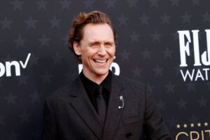 Tom Hiddleston vivió un momento muy incómodo cuando le nombraron a Taylor Swift, su expareja imagen-2