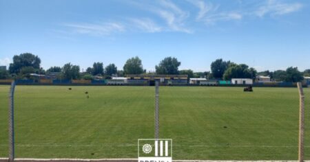 La AFA clausuró la cancha de Central Ballester tras la agresión a Luis Ventura y sancionó a 11 futbolistas imagen-14