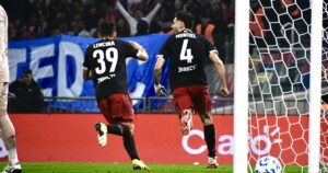 Video: el gol de laboratorio con el que River abrió el partido ante San Martín de Tucumán imagen-1