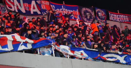 Informe Olé: los chilenos que tienen prohibido ir a la cancha en su país y entraron a Independiente imagen-15