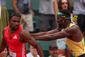 Armand Duplantis provocó a Noah Lyles por el empujón de Kenny Bednarek y el velocista la contestó imagen-4