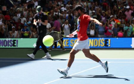 US Open: la picardía de Alcaraz, la seriedad de Sinner, la leyenda de Djokovic y 8 argentinos en acción imagen-8