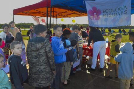 Por el Mes de las Infancias, Ecología realizó una jornada con juegos y actividades ambientales en la Chacra 145 imagen-5