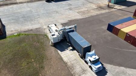 El Depósito Fiscal del Puerto de Posadas se consolida como un polo logístico estratégico imagen-40