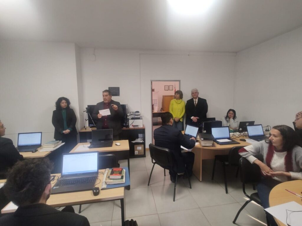 Exámenes para cubrir el cargo de Juez de Paz Letrado para Puerto Iguazú imagen-2