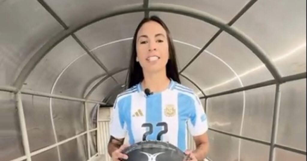 Video: el original spot con el que la policía de Córdoba dio consejos de prevención para el partido de Los Pumas imagen-43