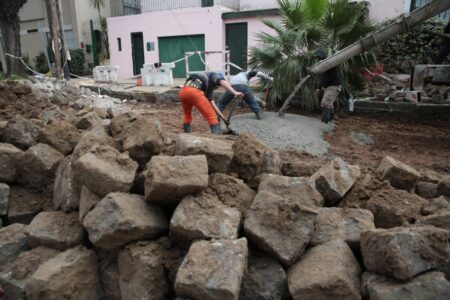 Preservar la unidad del paisaje. Recuperan el adoquinado del casco histórico en una zona clave del conurbano bonaerense imagen-10