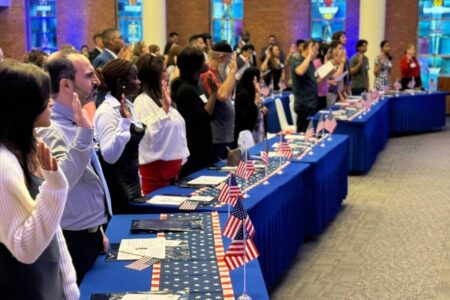¿Qué investiga el Uscis para la ciudadanía americana? imagen-13
