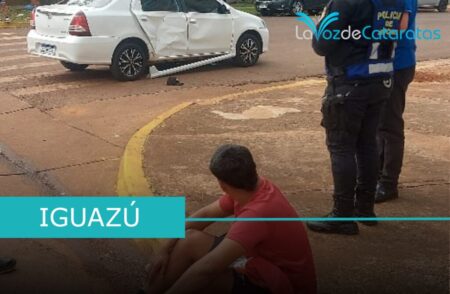 Siniestro vial: motociclista agredió al conductor del auto tras el choque imagen-12