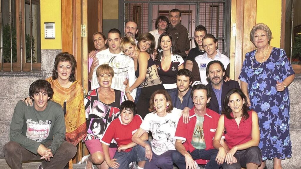 No sabemos cómo 'Aquí no hay quien viva' sobrevivió a la tercera temporada: lo tenían todo en contra imagen-5