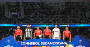 El enojo de Izquierdoz tras la derrota de Lanús: "Fuimos superiores a ellos" imagen-1