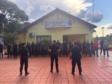 Hoy se dará un cambio de mando en la Unidad Regional III de Eldorado imagen-10