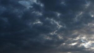 Jueves con lluvias y tormentas aisladas en la provincia por la llegada de un frente frío imagen-1