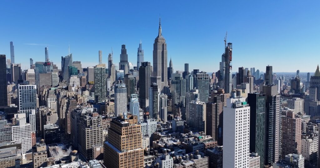 El tiempo hoy en New York: cómo seguirá la alerta de tormentas y el estado del clima este viernes, 1 de agosto de 2025 imagen-4