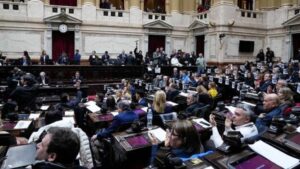 Diputados dio media sanción al proyecto que aumenta el financiamiento universitario imagen-2