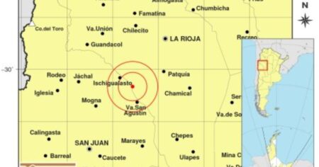 "Se me está moviendo el auto": fuerte sismo en La Rioja y sorpresa de un concejal al aire en una radio imagen-16
