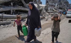 Noruega recibió a un centenar de palestinos heridos en medio del colapso sanitario en Gaza imagen-12