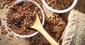 Cuál es la forma de consumir semillas de lino para bajar el colesterol y la glucosa imagen-2
