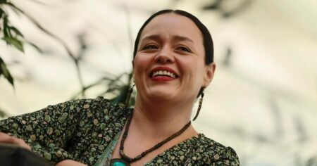 "El duelo es imposible en un sistema que te obliga a estar bien", asegura la escritora Tania Tagle imagen-19
