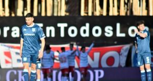 El contraste de Racing: de cuartos en las copas a ¿último en su zona? imagen-1