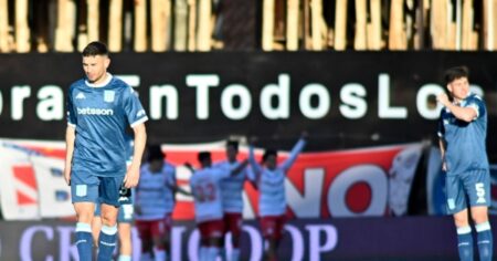 El contraste de Racing: de cuartos en las copas a ¿último en su zona? imagen-11