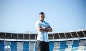 Racing presentó a Marcos Rojo como refuerzo, sin mencionar su apellido: “Bienvenido al primer grande” imagen-9