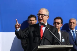 Passalacqua a sus ministros: “Siéntanse todos renunciados a partir de hoy” imagen-1