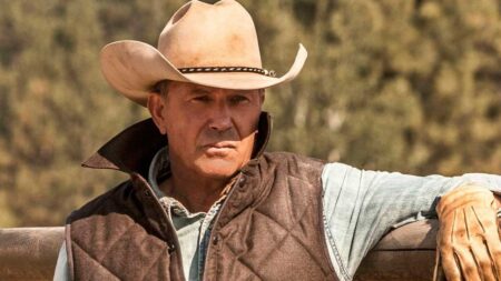 Después de Kevin Costner, todo el mundo quiere trabajar con el creador de 'Yellowstone': 6 estrellas de Hollywood se unen a sus series imagen-107