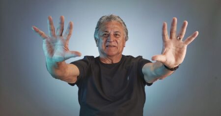 Ubaldo Pato Fillol, ejemplo de vida, decidió terminar la Secundaria a los 75 años: "Son 28 materias y lo voy a dar todo" imagen-22