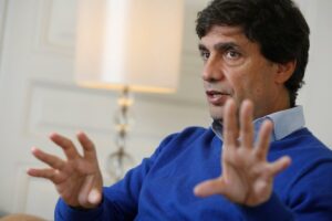 Duro documento de un exministro sobre el dólar, el PBI y el pago de la deuda en 2026 imagen-1