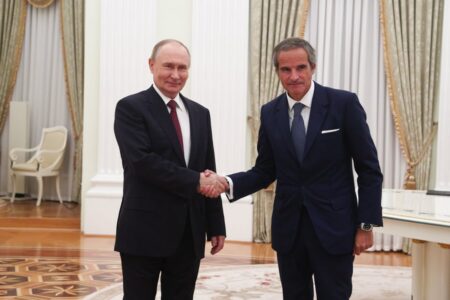 Rafael Grossi habló sobre su reunión con Putin y reveló un comentario que le hizo sobre Milei imagen-13