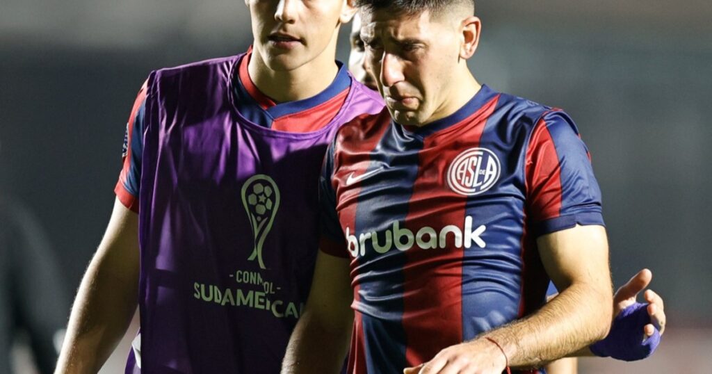 El capitán de San Lorenzo habló sobre la grave crisis institucional: "Duele ver al club así" imagen-5