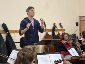 Gaspar Scabuzzo: de los musicales de Broadway a un concierto con fines solidarios imagen-3