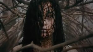Es una de las mejores películas de terror de todos los tiempos pero su director se arrepiente de su escena más icónica: "Fue innecesariamente gratuito y brutal" imagen-2