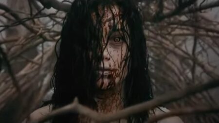 Es una de las mejores películas de terror de todos los tiempos pero su director se arrepiente de su escena más icónica: "Fue innecesariamente gratuito y brutal" imagen-8