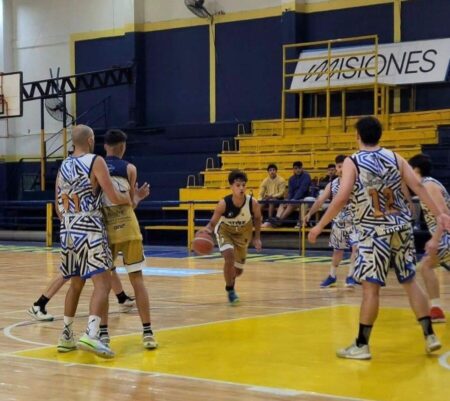 Mitre sumó un nuevo triunfo y se mantiene como líder invicto del Torneo Posadeño imagen-47