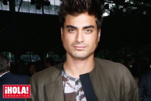 Tiene 35 años. Nieto de un ícono del mundo del espectáculo, vivió una dura infancia, triunfó como modelo y se dedicó a la medicina imagen-1
