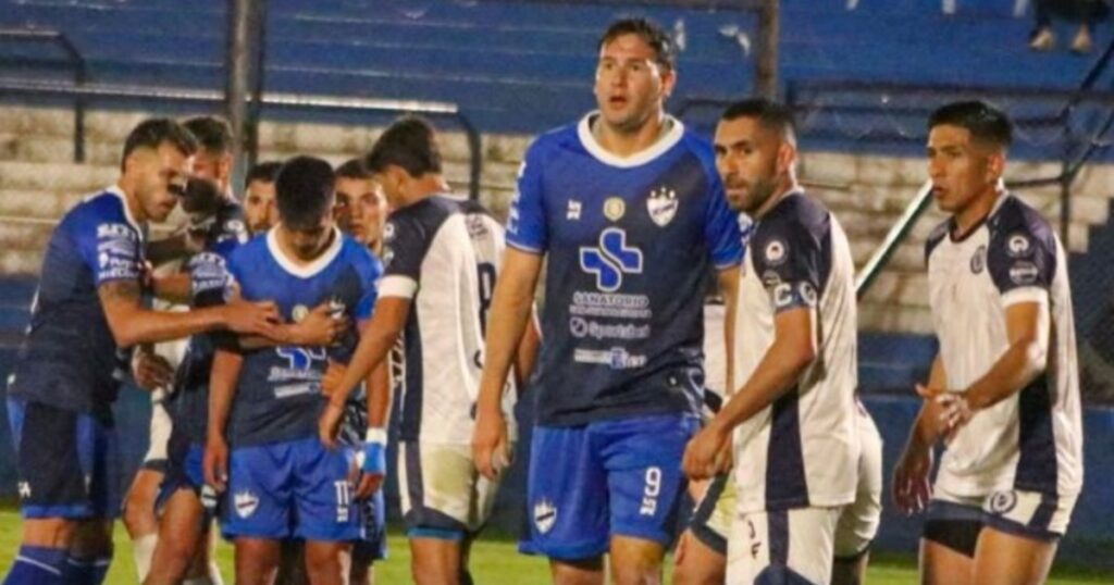 Midland y un duro traspié en la Primera B imagen-5