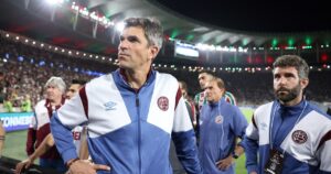 Pellegrino tras eliminar a Fluminense en el Maracaná: "Este partido nos va a ayudar a ganar confianza" imagen-2