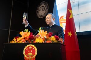 “Acompañamos la estabilización financiera argentina”, destacó el embajador chino en el aniversario de la República Popular imagen-1
