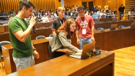 Con elección de autoridades y actividades culturales continuó la primera jornada del Parlamento Estudiantil Misionero 2025 imagen-15