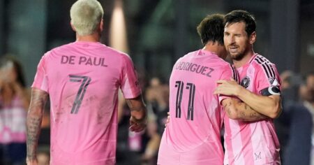 Lionel Messi y otra noche de película con el Inter Miami: doblete y asistencia ante DC United para ser el nuevo goleador de la MLS imagen-7