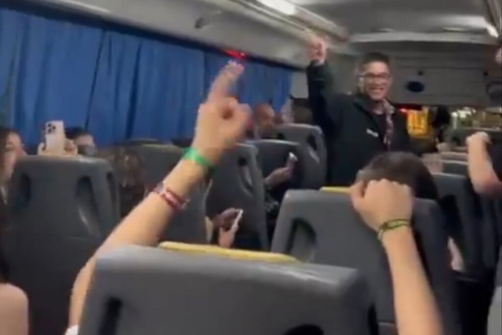 El Gobierno acusó a la agencia de viajes por los cantos antisemitas de egresados contra alumnos de la ORT imagen-5