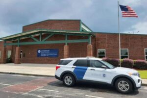 Es mexicano e intentó ingresar a Texas con más de US$840 mil en su Ford Explorer, pero la CBP descubrió su cargamento imagen-2
