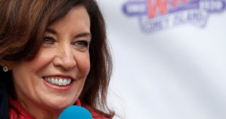 Cómo contactar a Kathy Hochul, la gobernadora de Nueva York: su oficina y redes sociales imagen-14